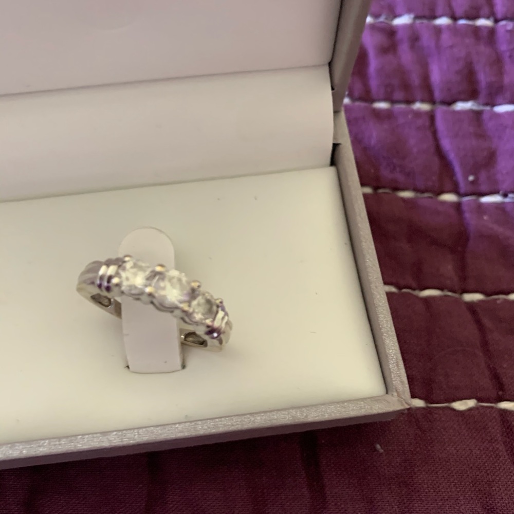 Diamond Ring in White Gold